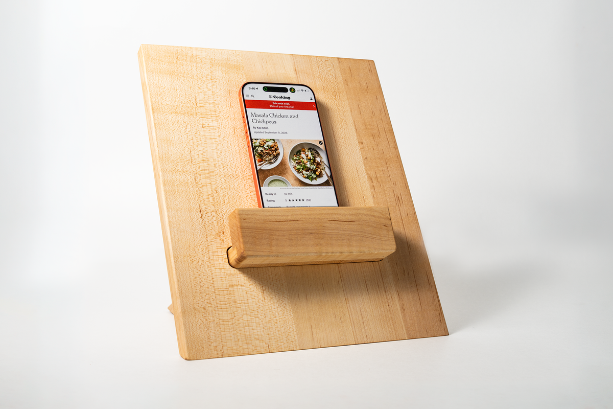 Adjustable Cookbook & Cutting Board Stand