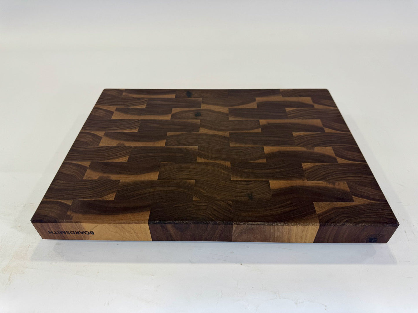 261-1 Walnut 22 x 16 x 2