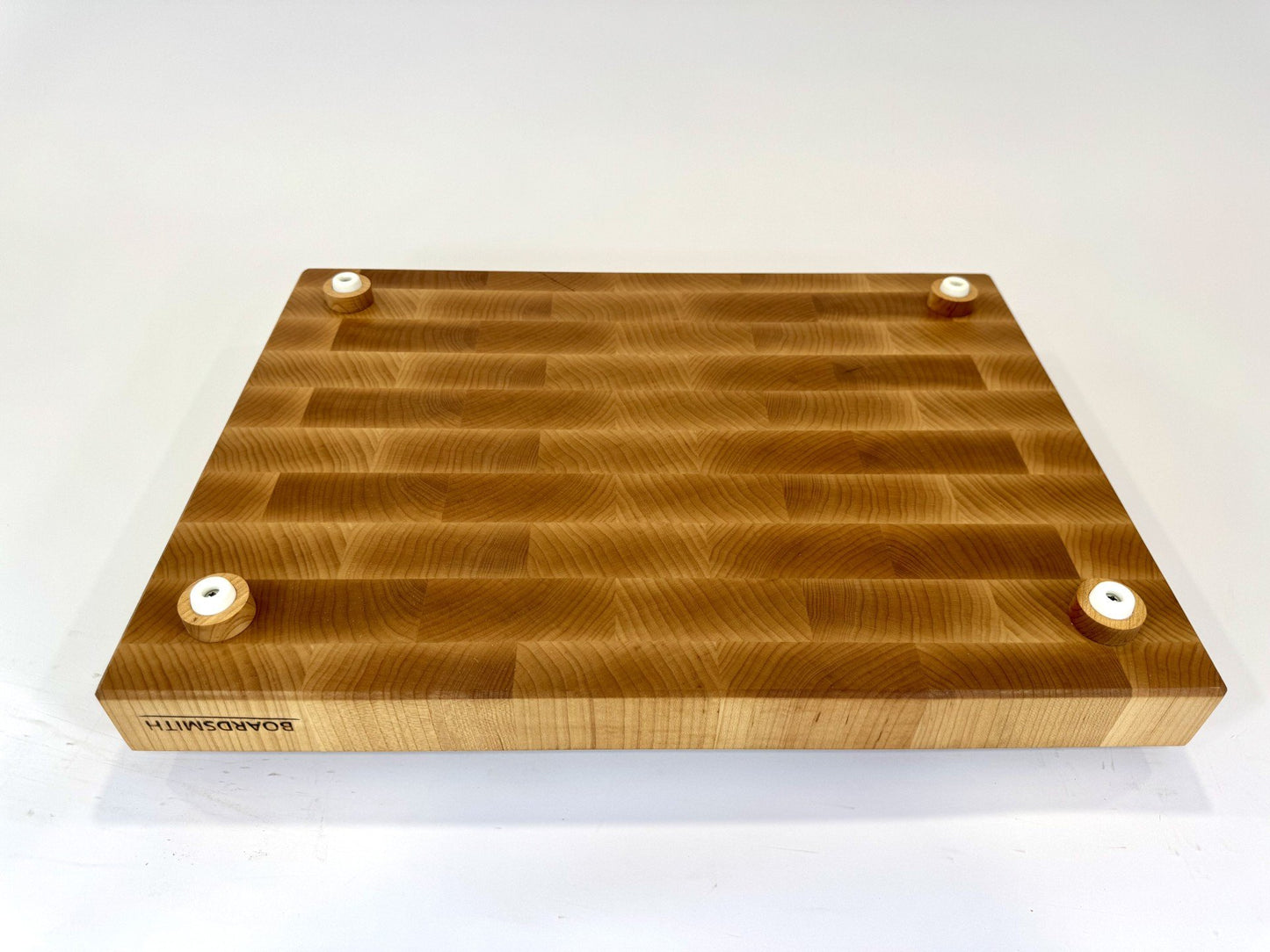 316-1 Maple 22 x 16 x 2 with Feet