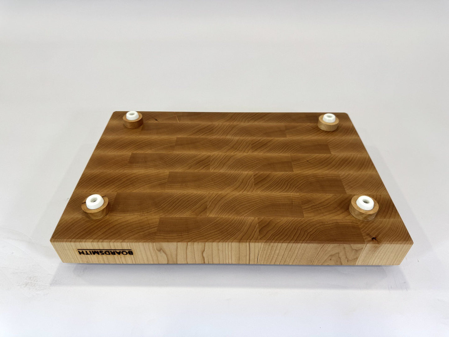 381-1 Maple 17.75 x 12 x 2 with Finger Grooves & Feet
