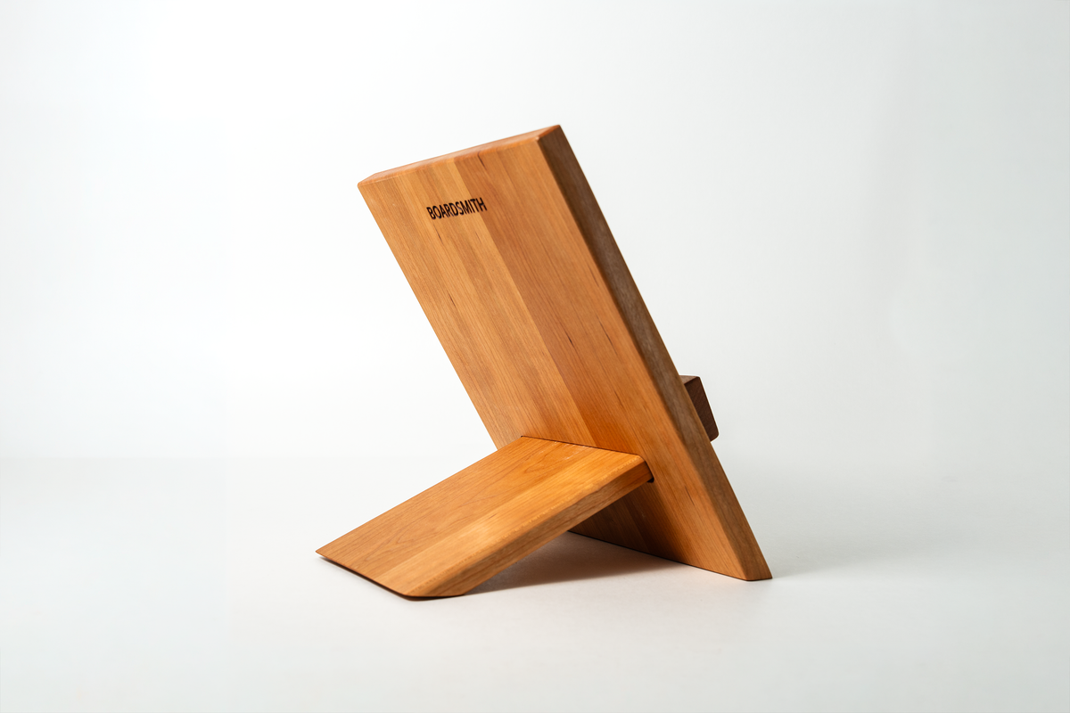 Adjustable Cookbook & Cutting Board Stand
