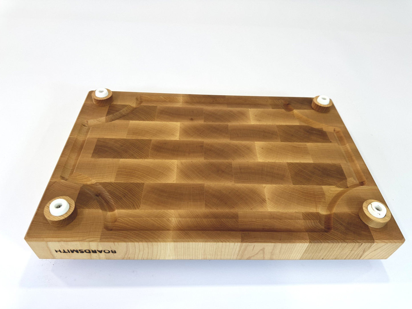 547 Maple 18 x 12 x 2 with Bottom Groove and Feet