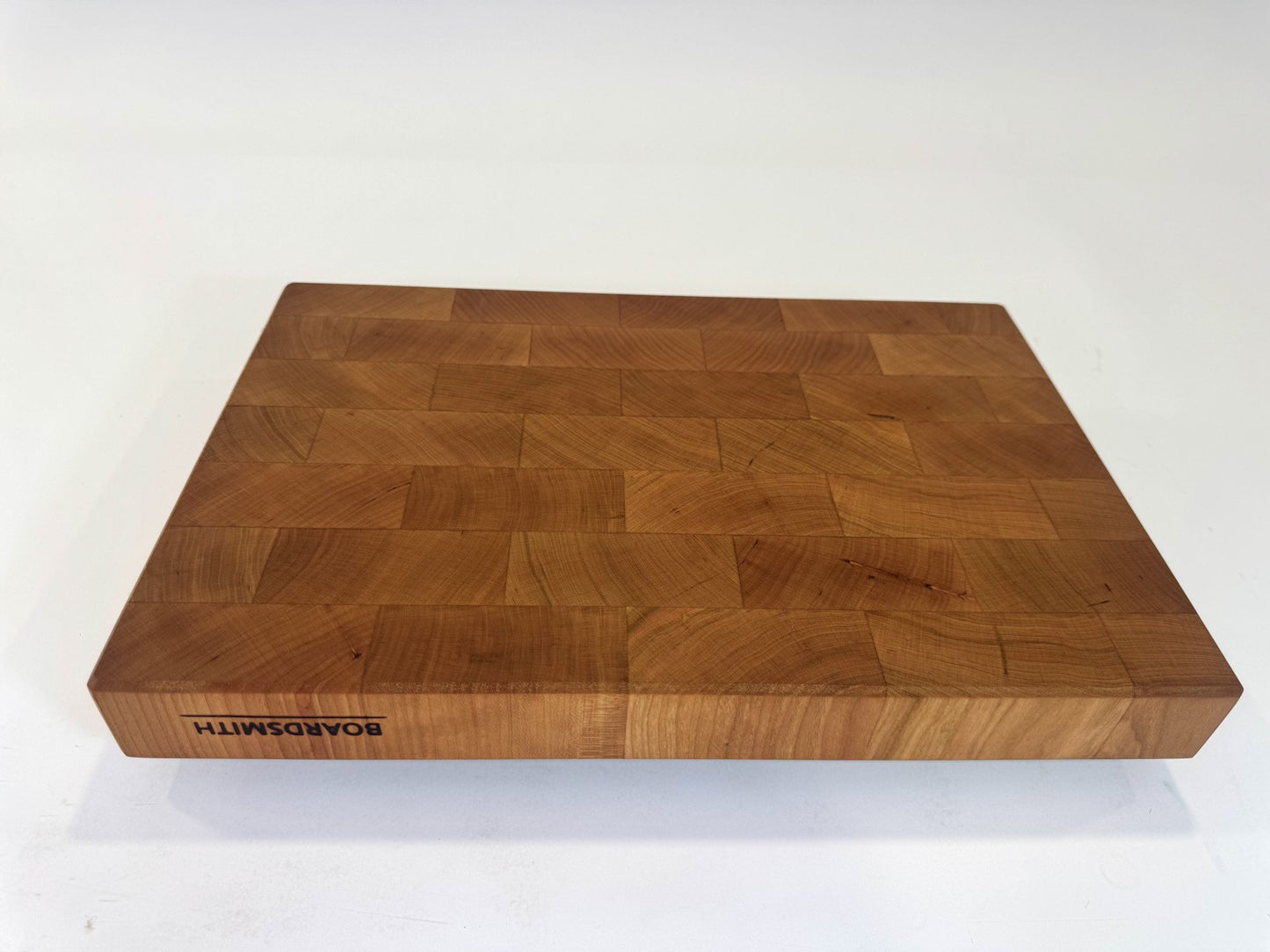 595 Cherry 18 x 12 x 2