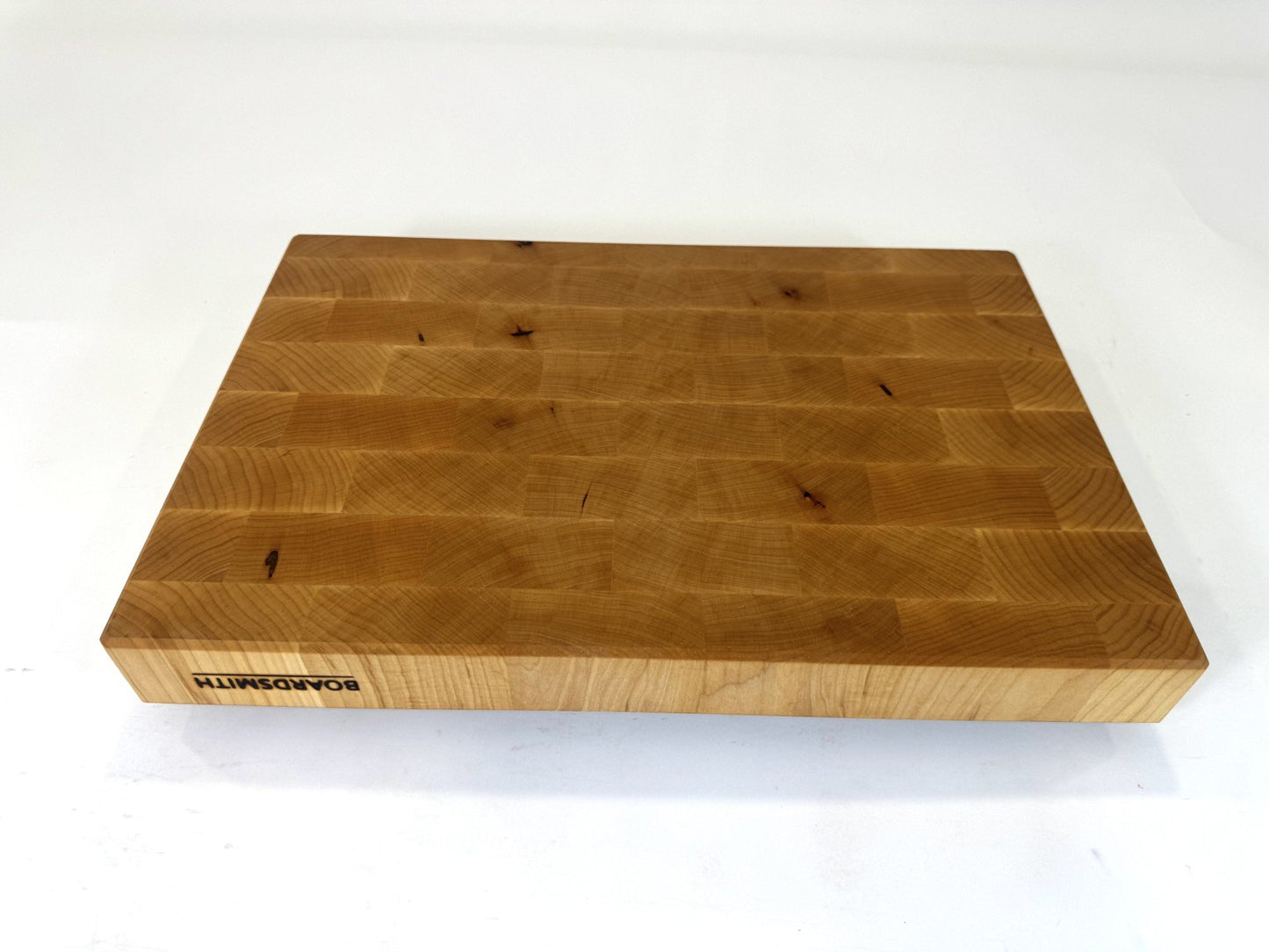 682 Maple 18 x 12 x 2