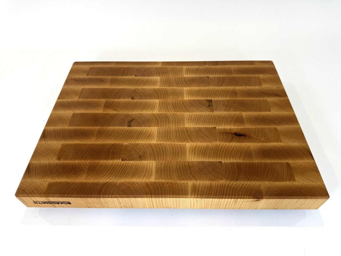 714 Maple 22 x 16 x 2
