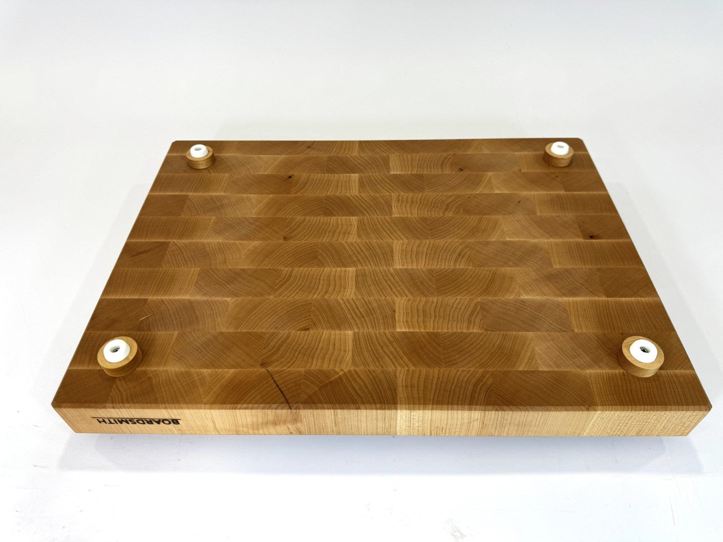 719 Maple 22 x 16 x 2 with Feet