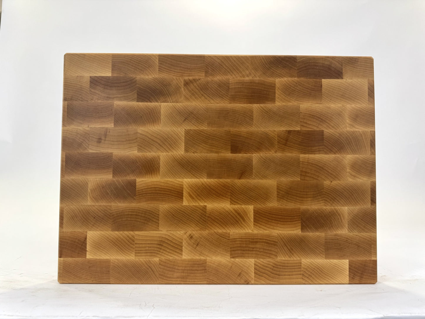 137 Maple 22 x 16 x 2 with Bottom Groove and Feet