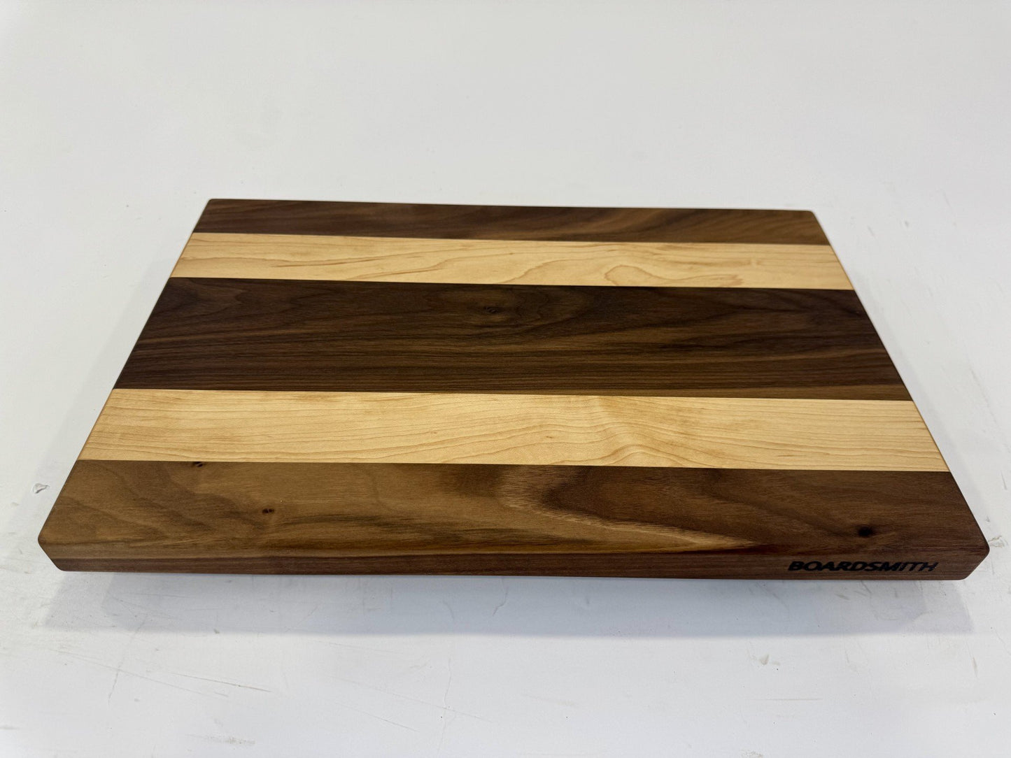 141 Walnut/Maple Edge Grain Stripe 18 x 11 1/2 x 1 1/2