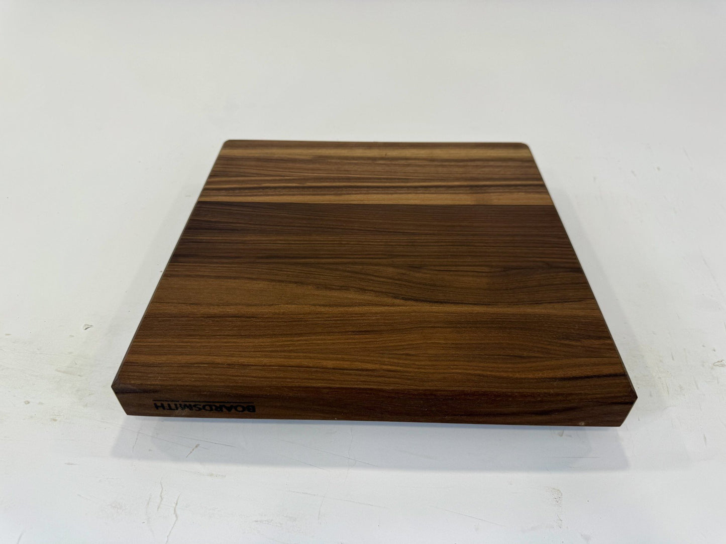 144 Walnut Edge Grain 14 x 14 x 1 1/2
