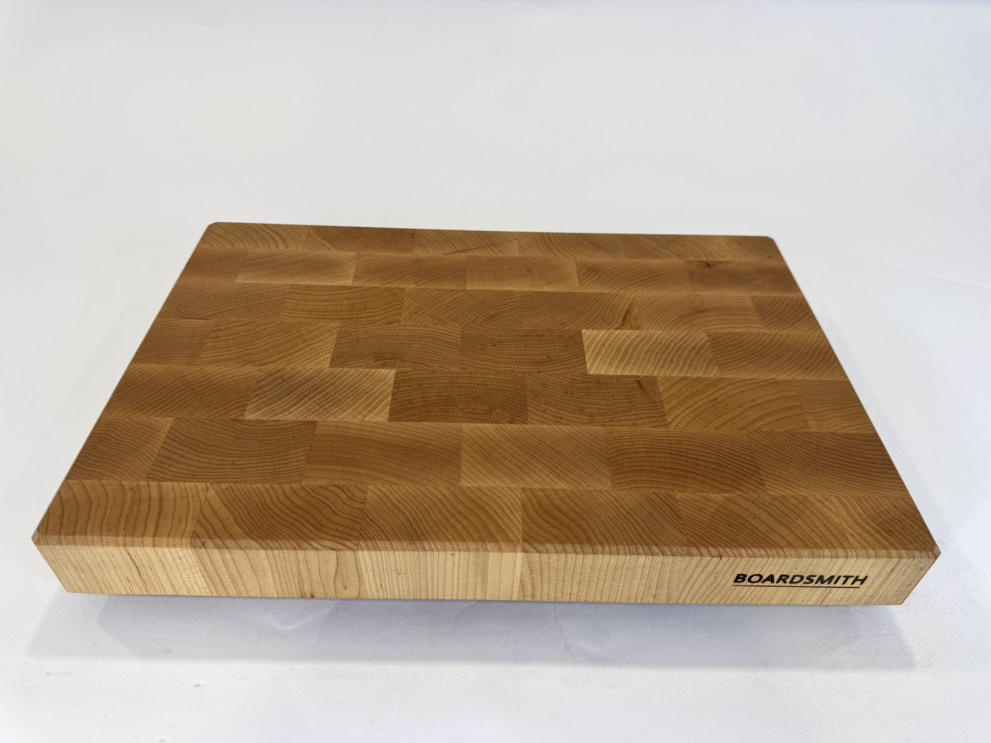 162 Maple 18 x 12 x 2 with Feet