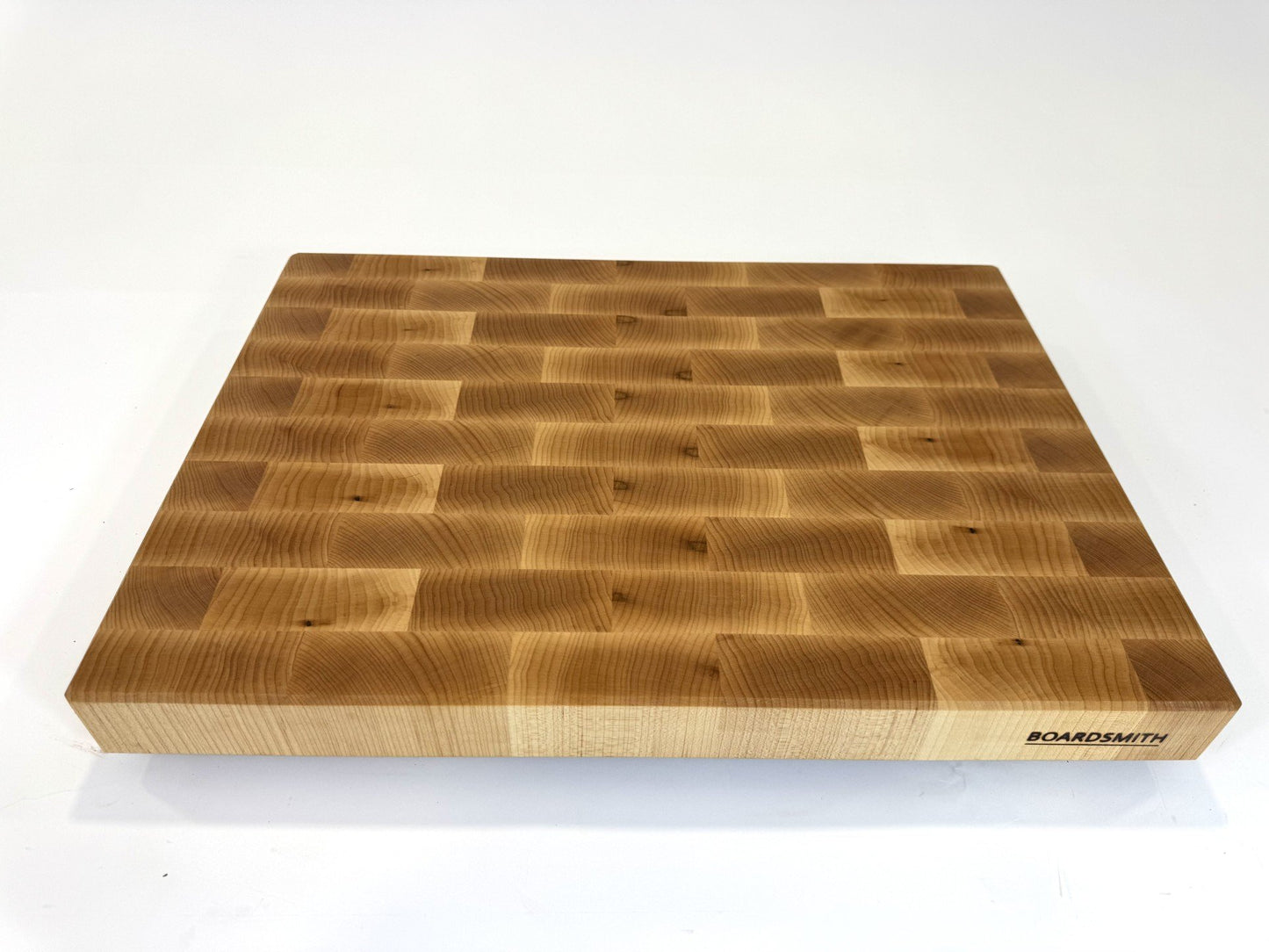 204 Maple 22 x 16 x 2