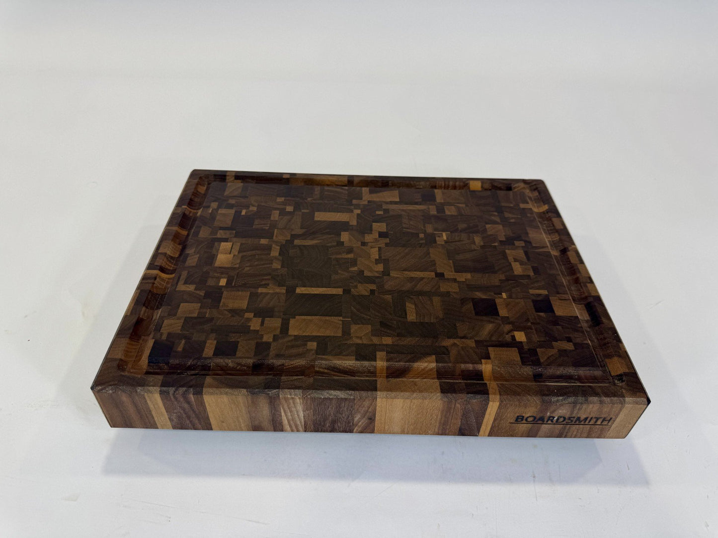 249-1 Walnut Mosaic 16 X 12 X 2 with Juice Groove