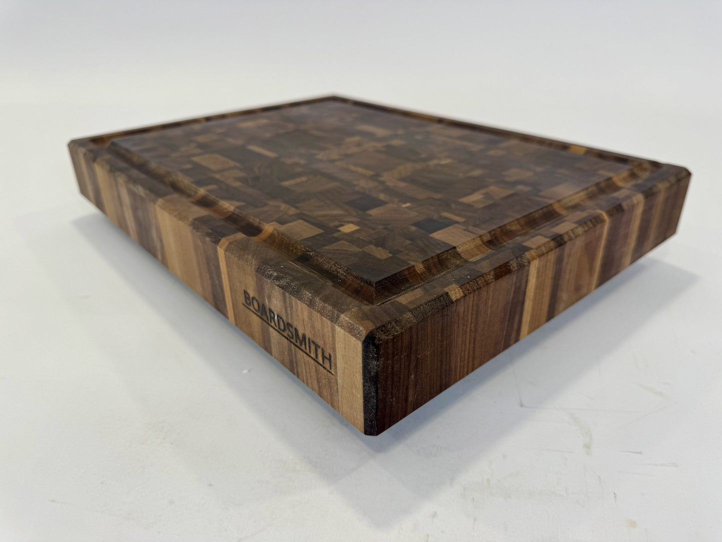 249-1 Walnut Mosaic 16 X 12 X 2 with Juice Groove
