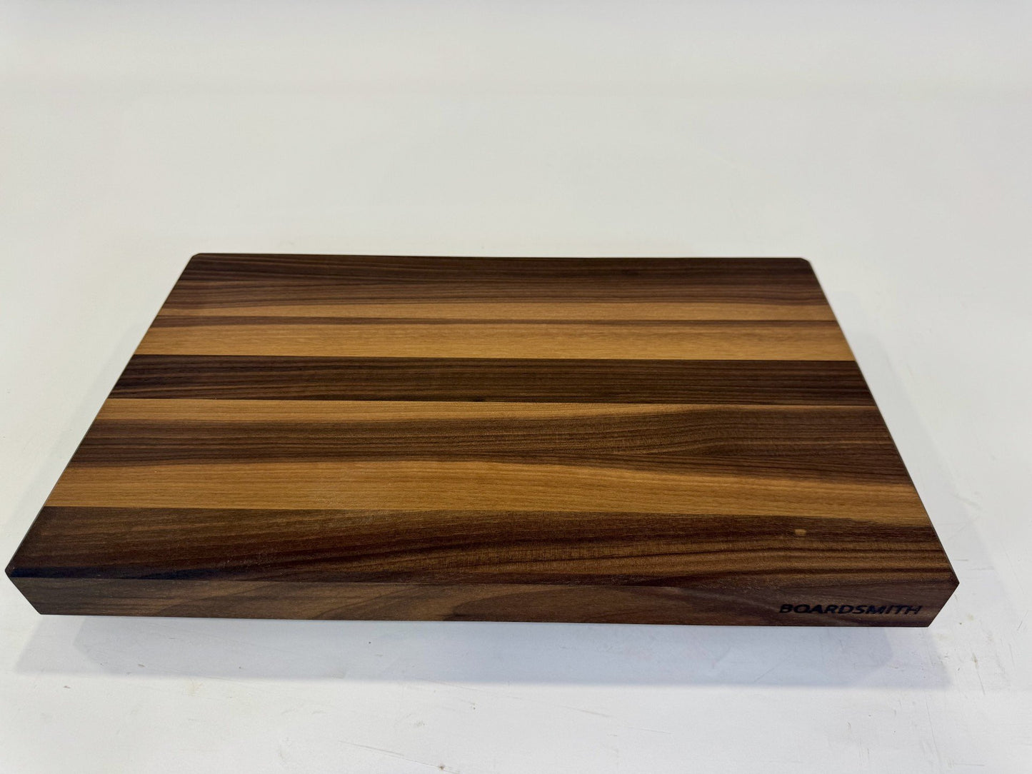 257-1 Walnut Edge Grain 19 x 11.75 x 1.75