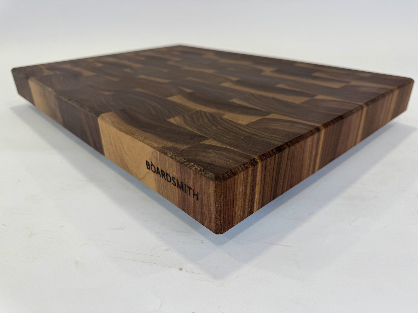261-1 Walnut 22 x 16 x 2