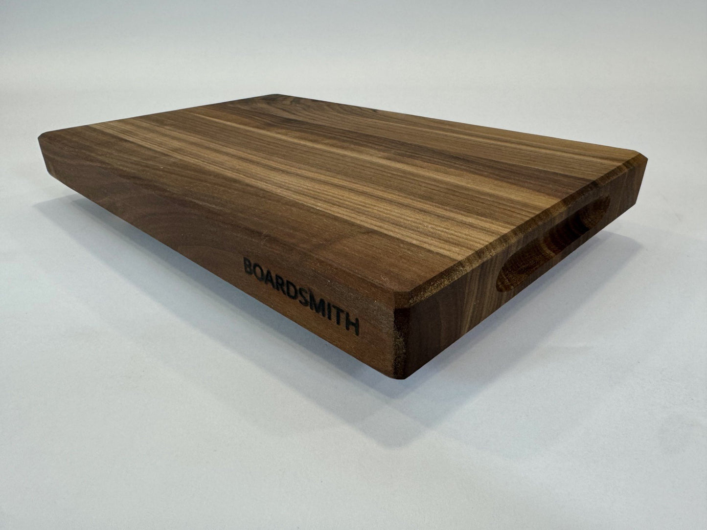 358-1 Walnut Edge Grain with Finger Grooves 15 x 10 x 1.5