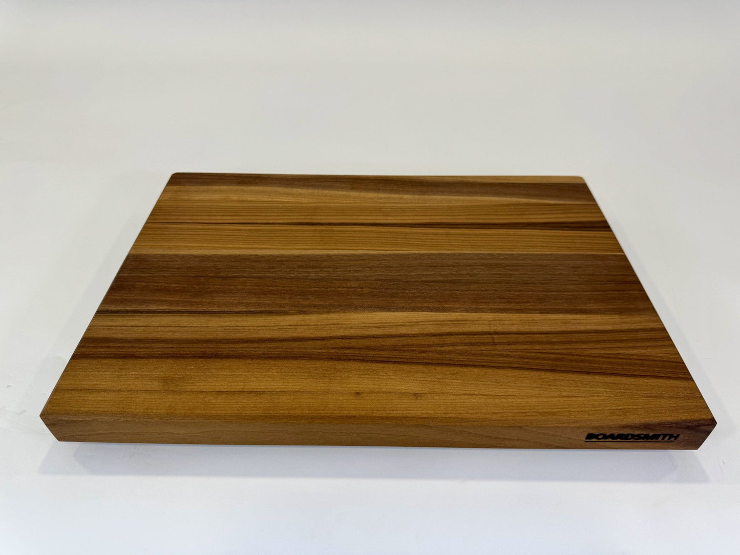 369-1 Walnut Edge Grain with Grooves 20 x 13.75 x 1.5