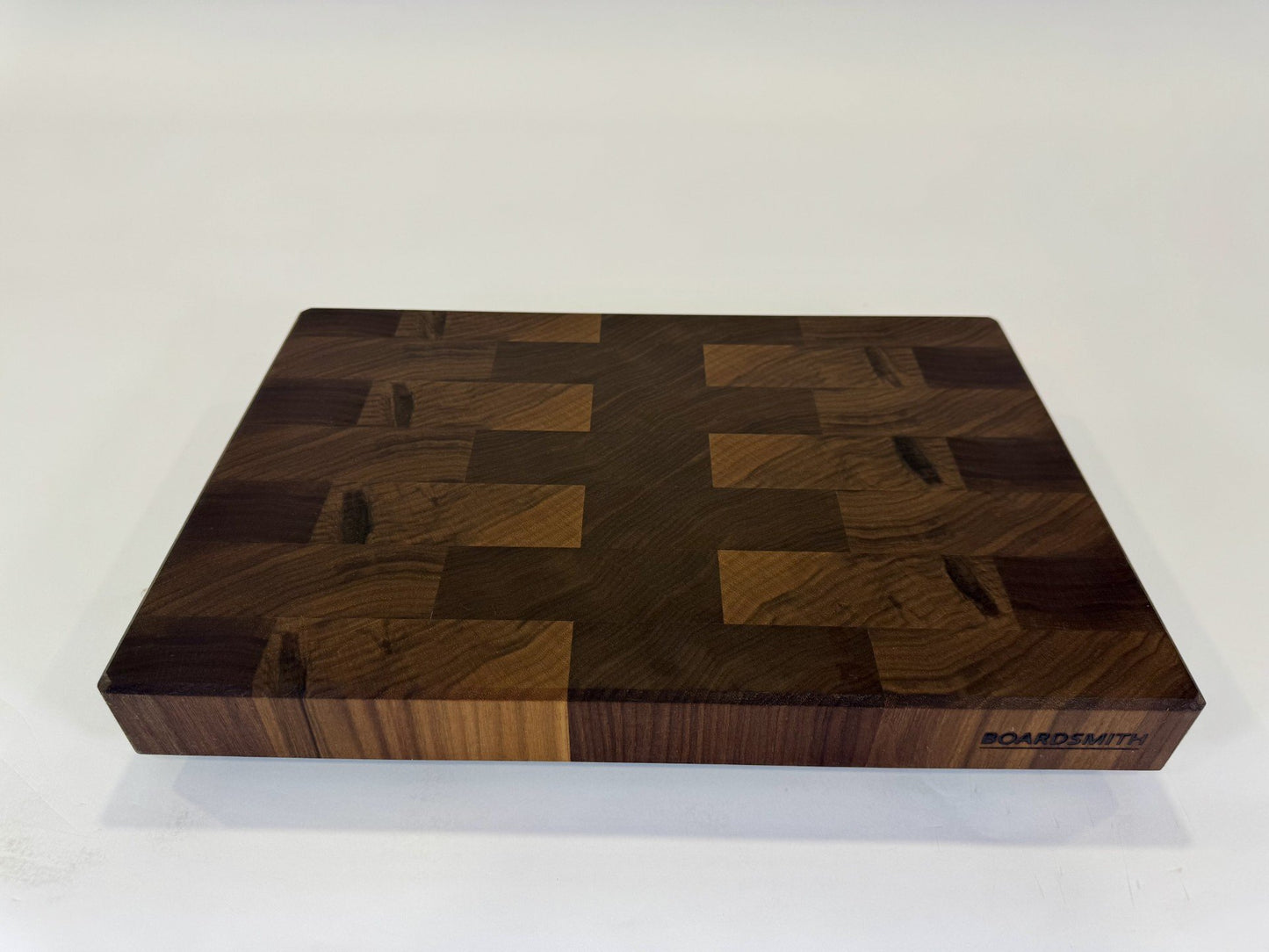 376-1 Walnut 18 x 12 x 2