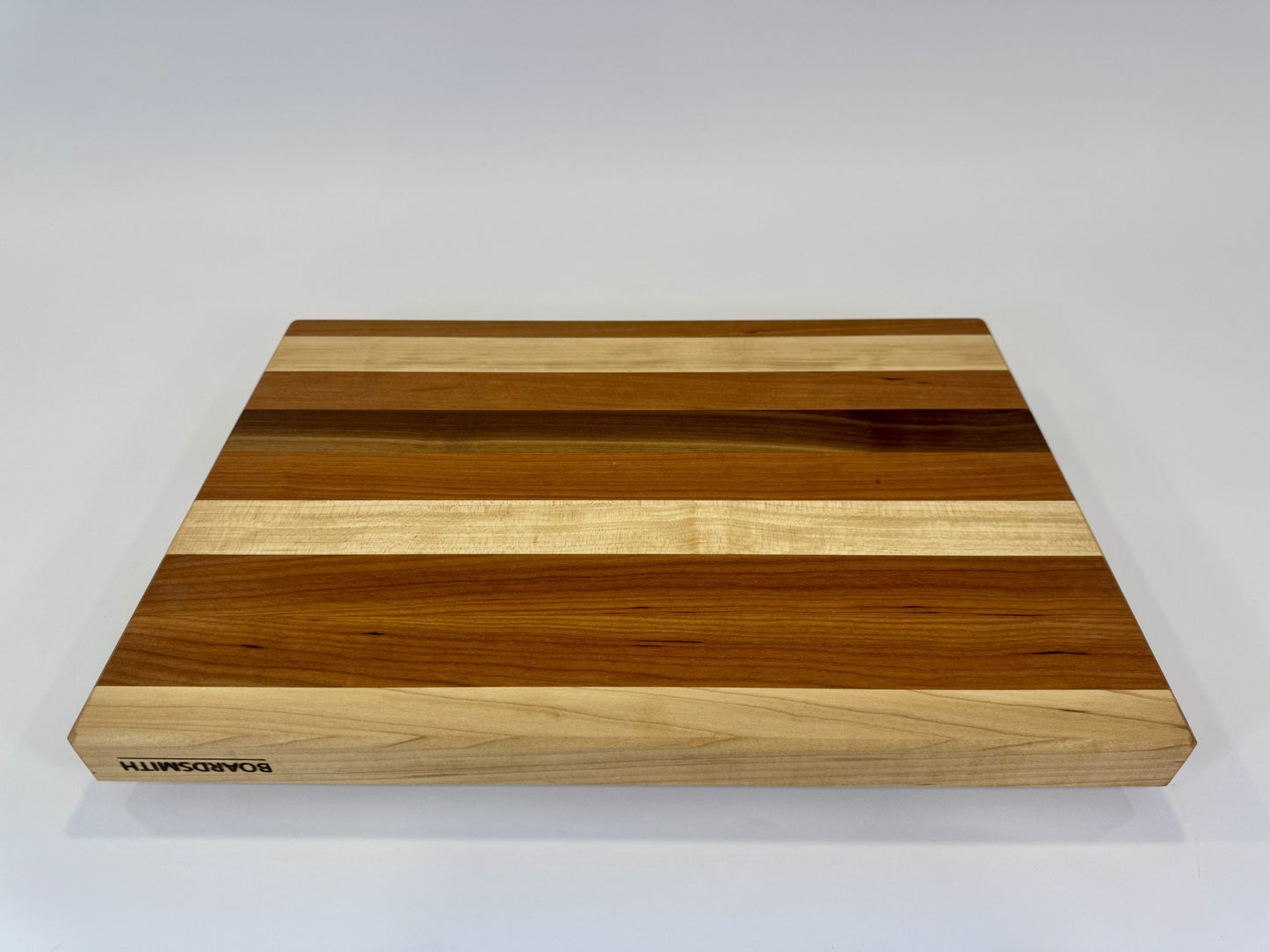 389 Striped Edge Grain 20 x 14 x 1.5