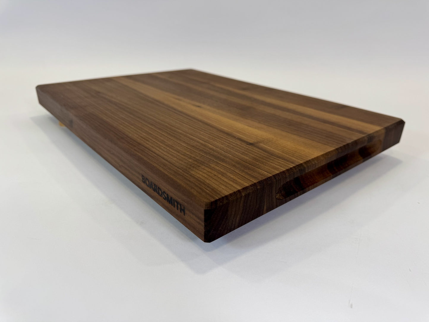 397 Walnut Edge Grain with Bottom Groove & Finger Grooves 20 x 14 x 1.5