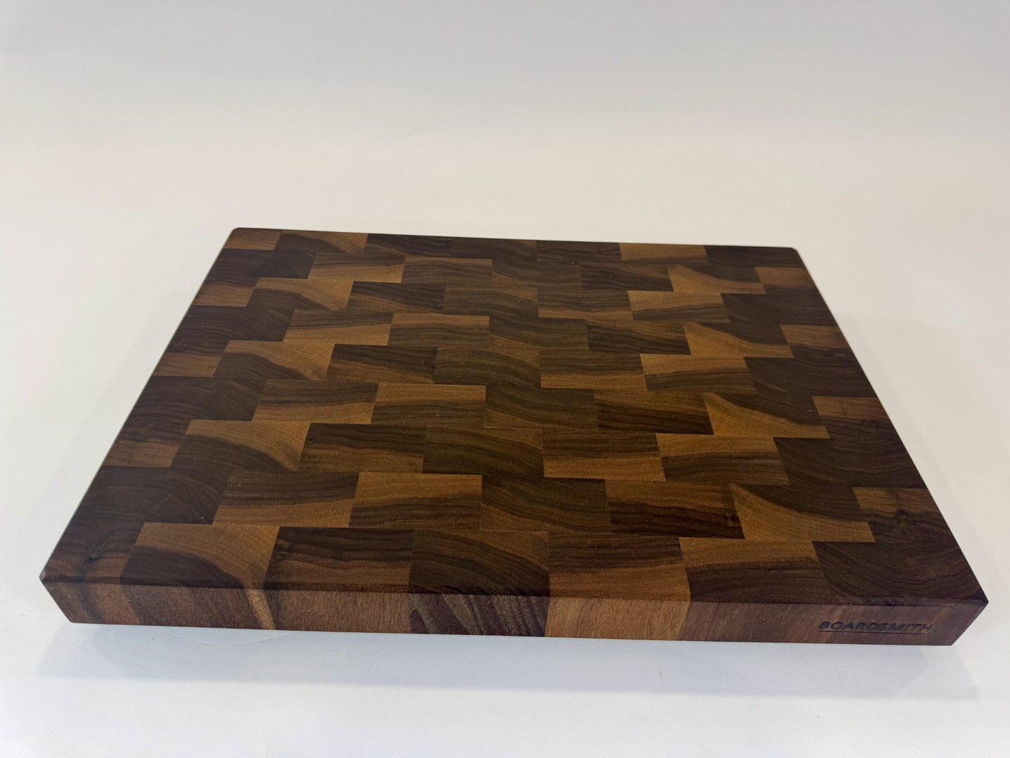 404-1 Walnut 22 x 16 x 2