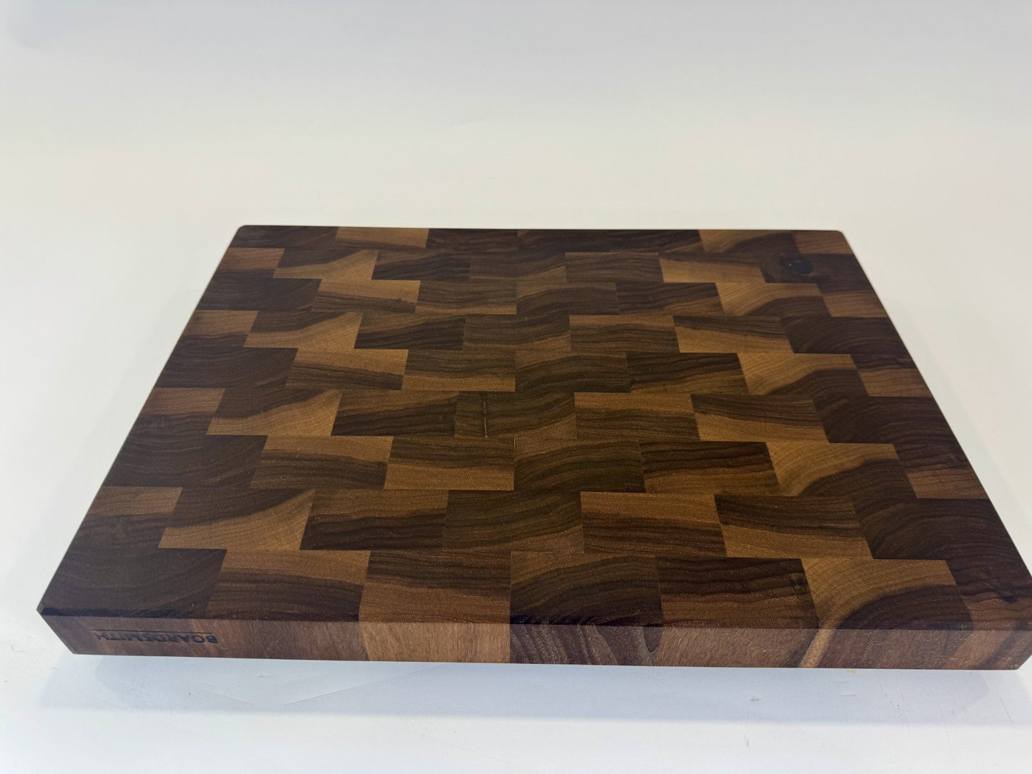 404-1 Walnut 22 x 16 x 2