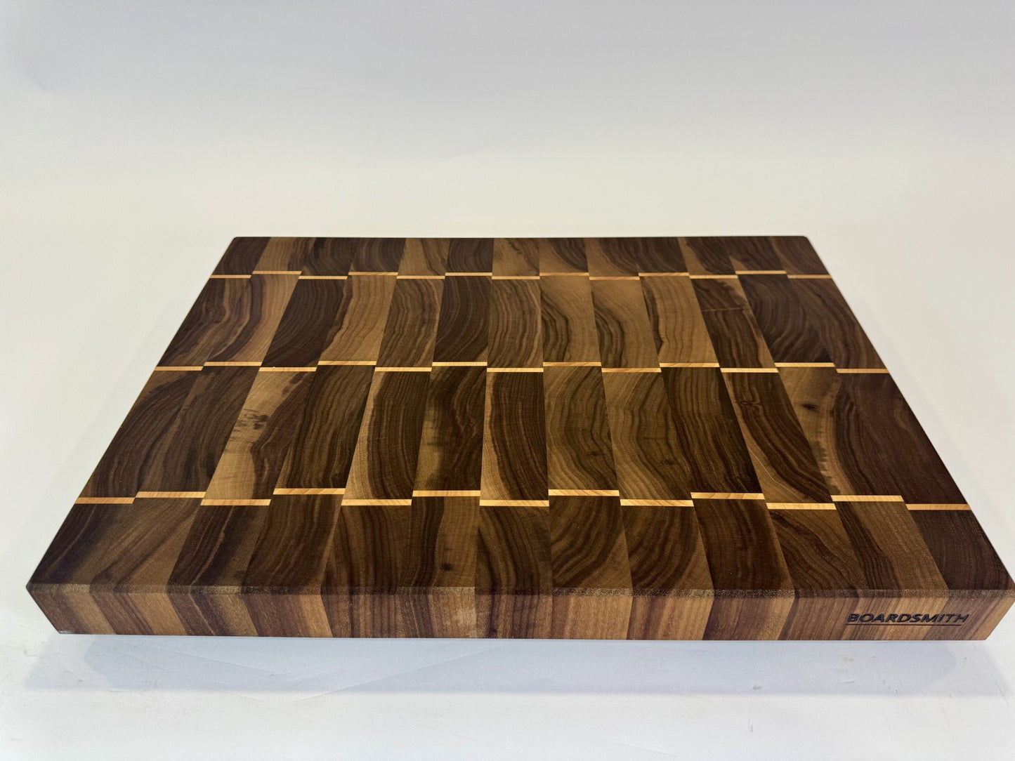 408-1 Walnut Maple Vertical Brick 22 x 16 x 2