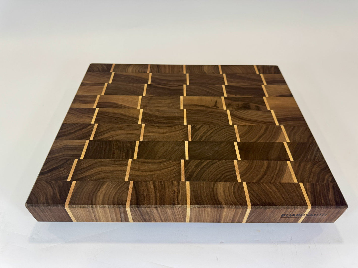 415-1 Walnut Maple 18.5 x 15.5 x 2