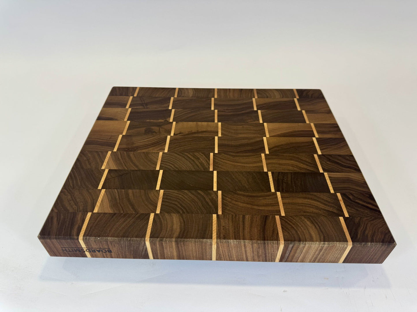 415-1 Walnut Maple 18.5 x 15.5 x 2