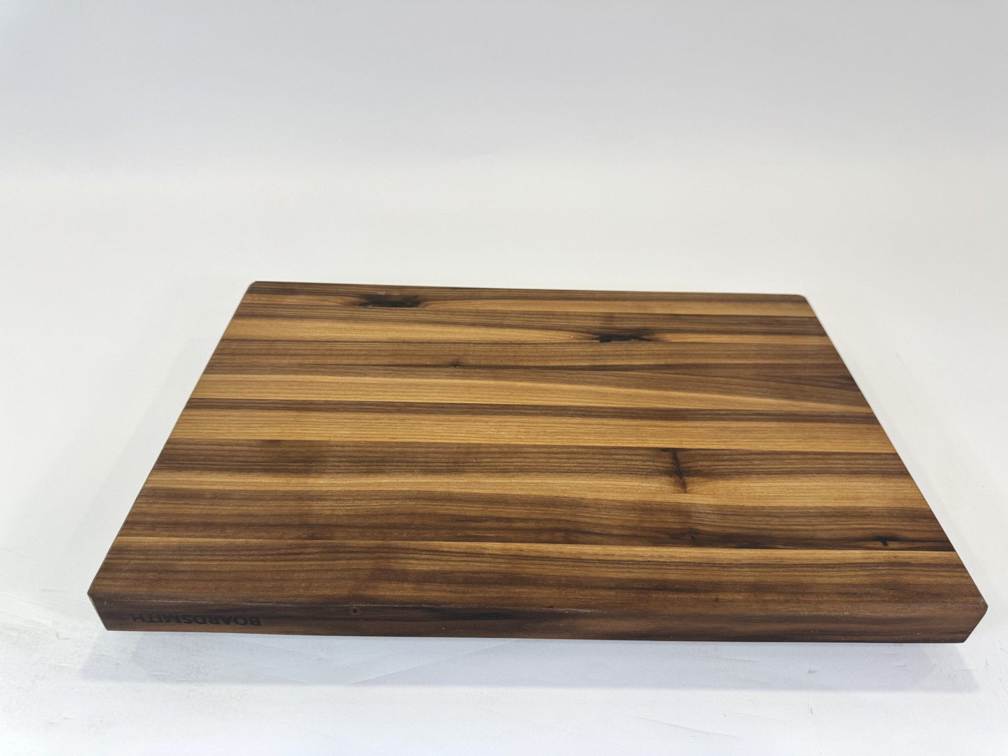 418-1 Walnut Edge Grain 20 x 13.25 x 1.5
