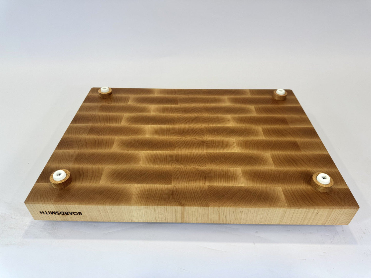 431 Maple 22 x 16 x 2 with Feet