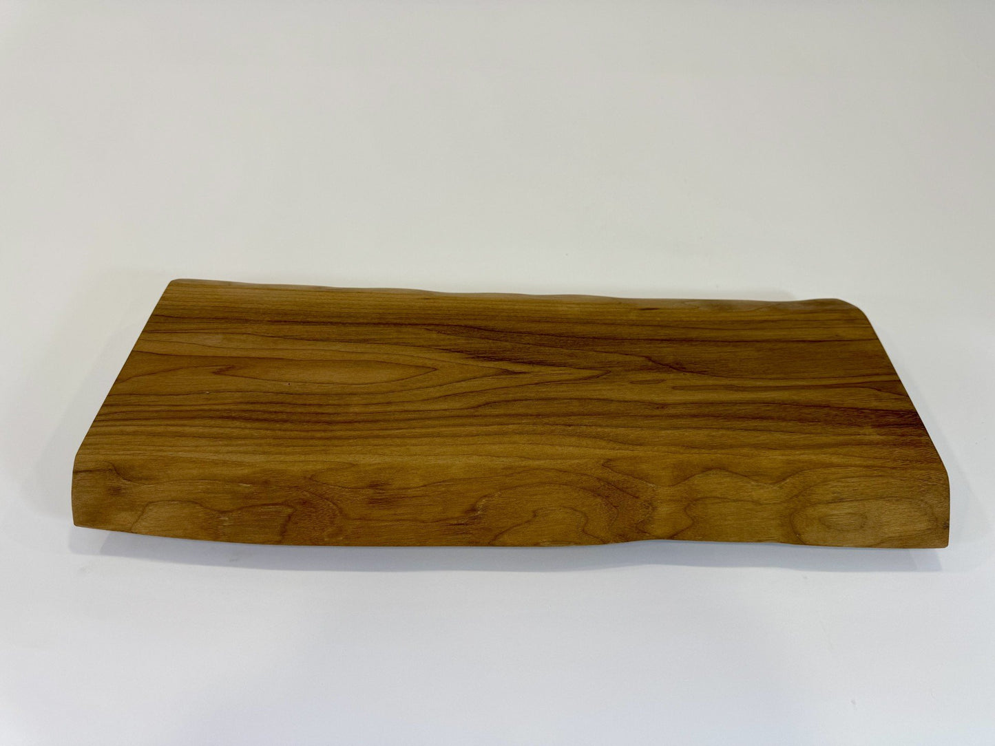 455 Walnut Charcuterie 22 x 9.5 x 1.25 (5 In Stock)