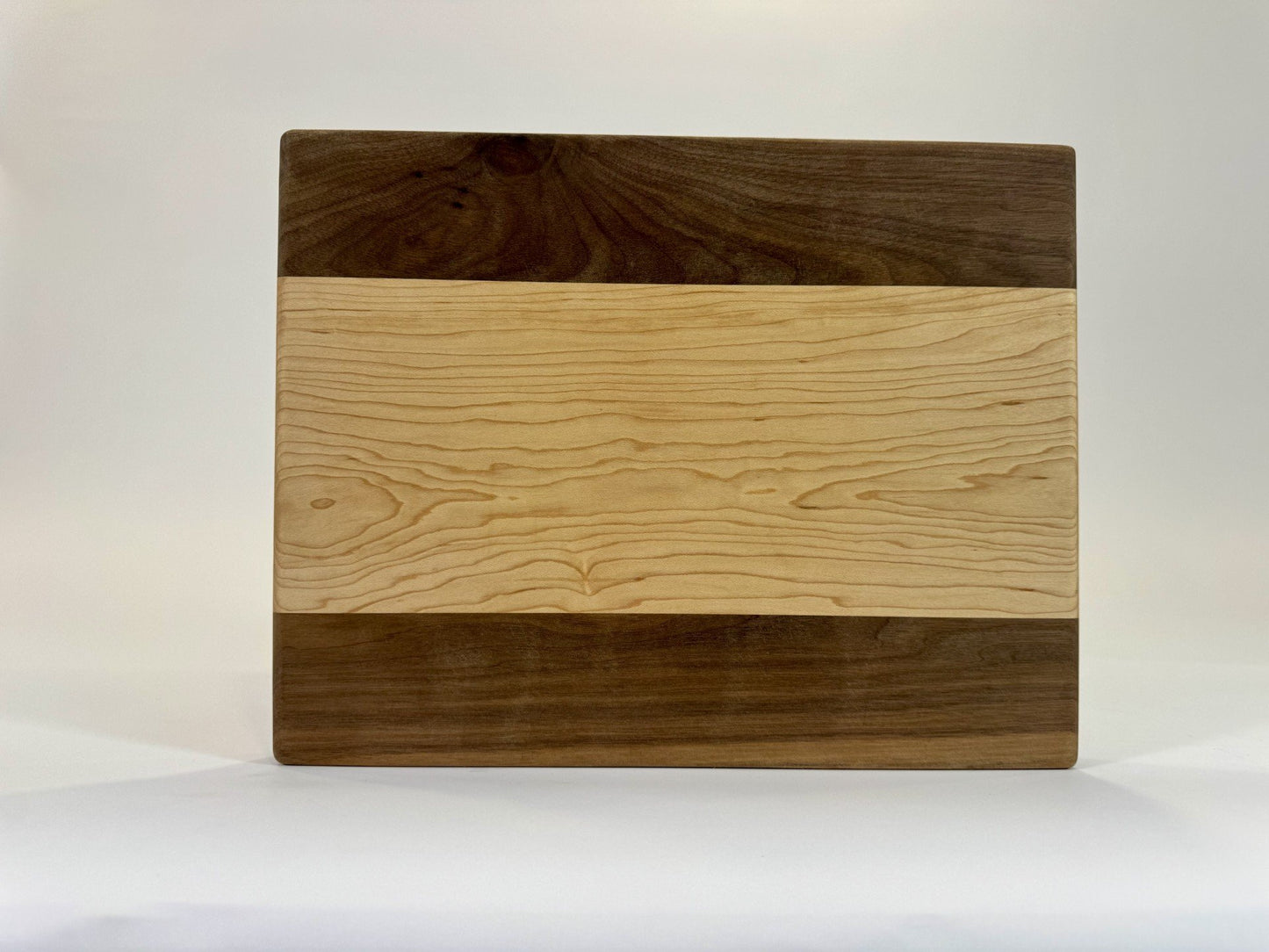 458 Walnut & Maple Edge Grain 14.5 x 11.5 x 1.25
