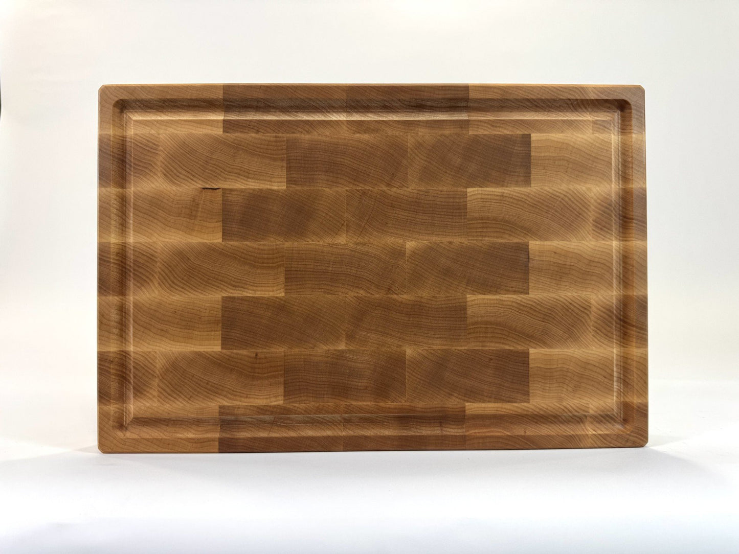 460 Maple 18 x 12 x 2 with Juice Groove and Feet