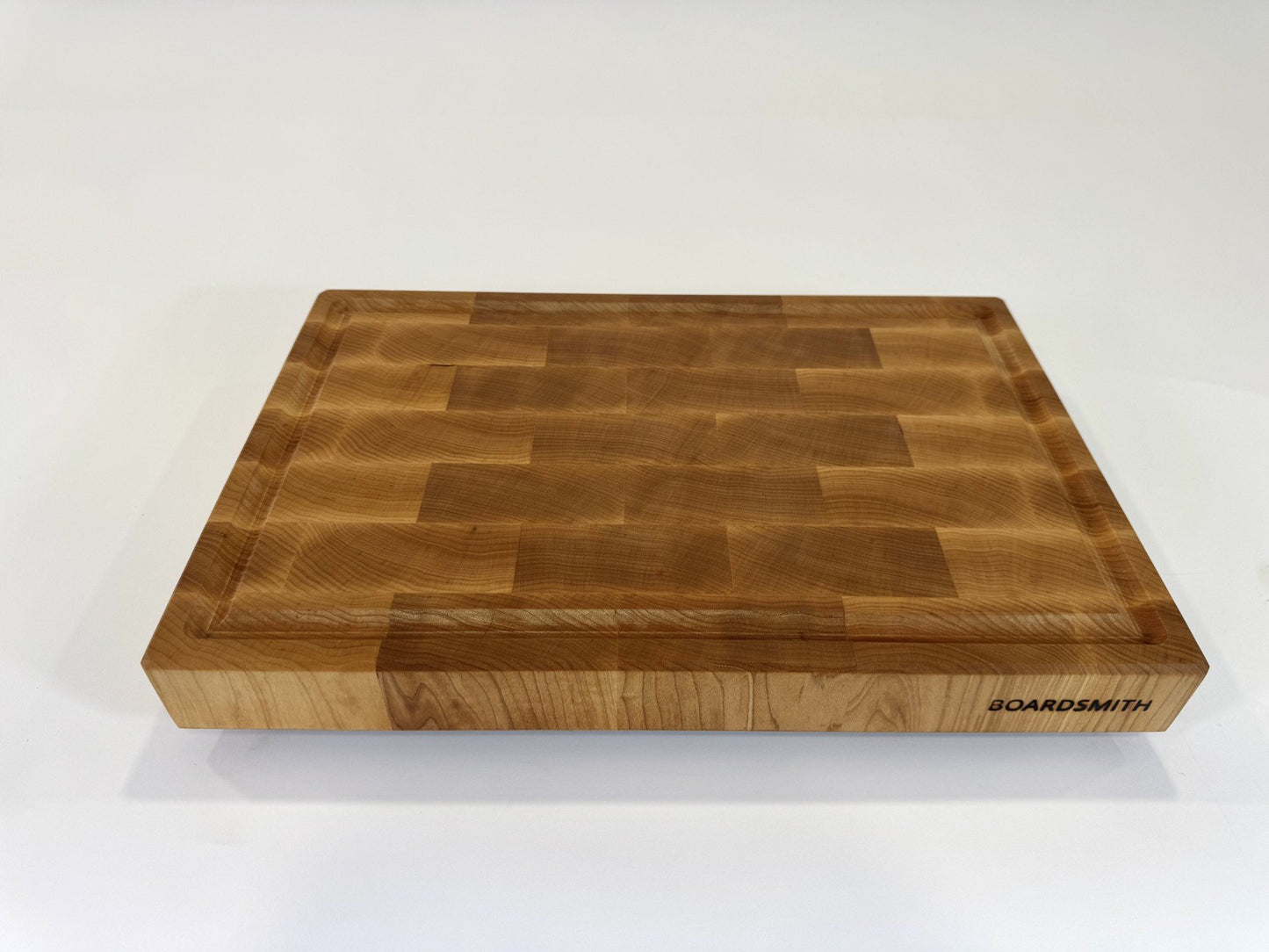 460 Maple 18 x 12 x 2 with Juice Groove and Feet