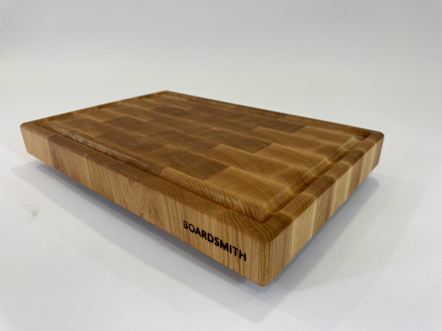 460 Maple 18 x 12 x 2 with Juice Groove and Feet