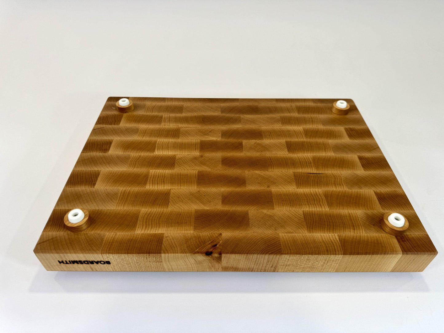 461 Maple 22 x 16 x 2 with Feet