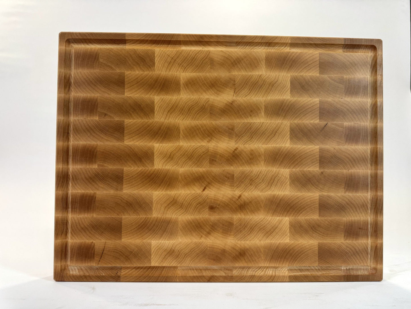 466 Maple 24 x 18 x 2 with Juice Groove & Feet