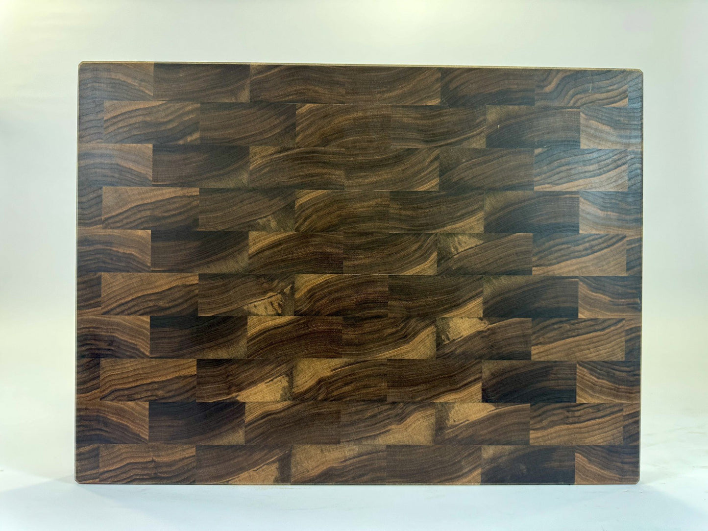 469 Walnut 24 x 18 x 2