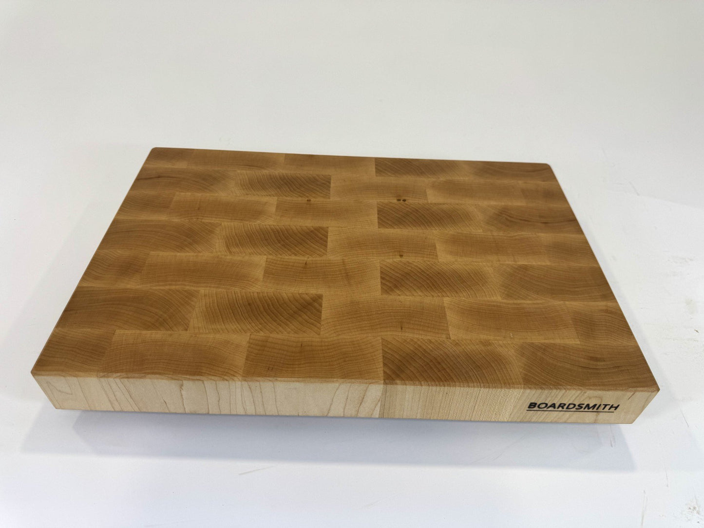 487 Maple 18 x 12 x 2 with Finger Grooves & Feet
