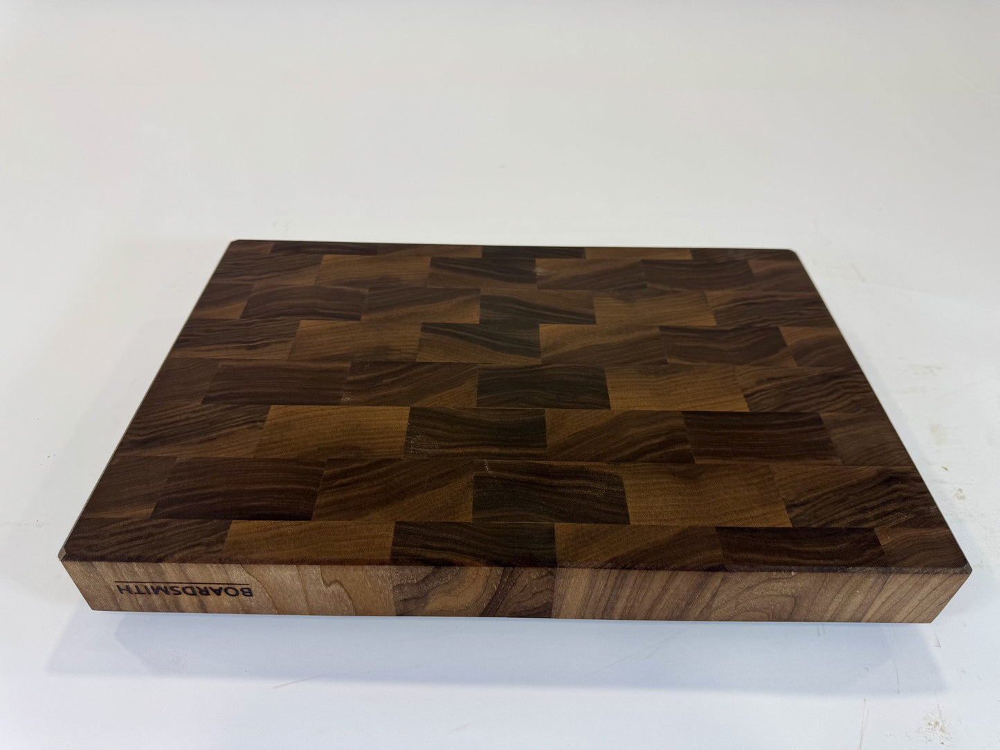 492 Walnut 18 x 12 x 2 with Finger and Juice Grooves