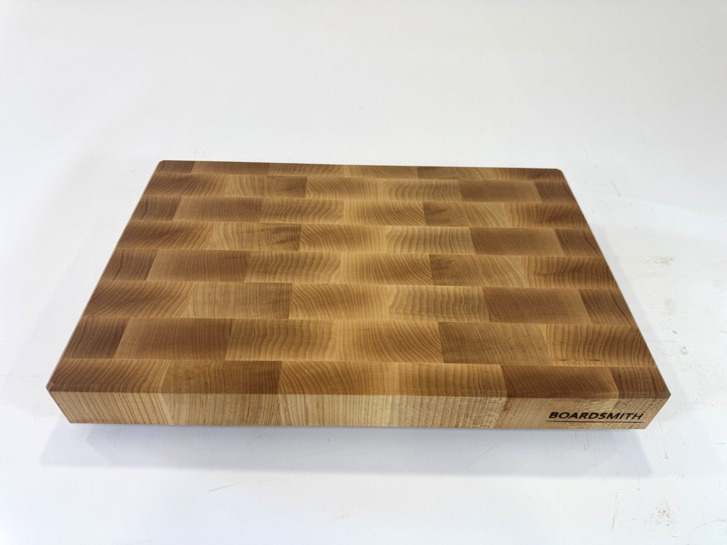 525 Maple 18 x 12 x 2 with Finger & Bottom Perimeter Grooves
