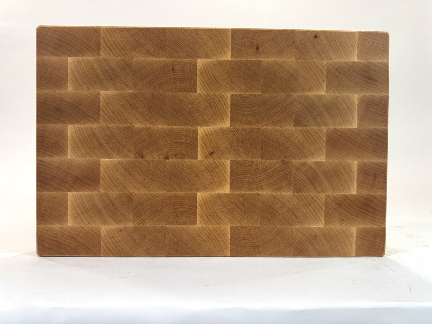 536 Maple 18 x 12 x 2 with Feet