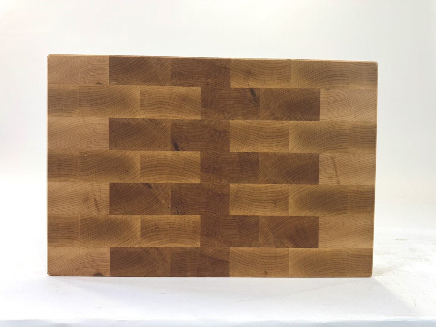 539 Maple 18 x 12 x 2 with Bottom & Finger Grooves