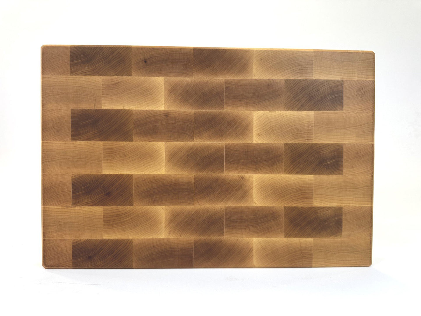547 Maple 18 x 12 x 2 with Bottom Groove and Feet