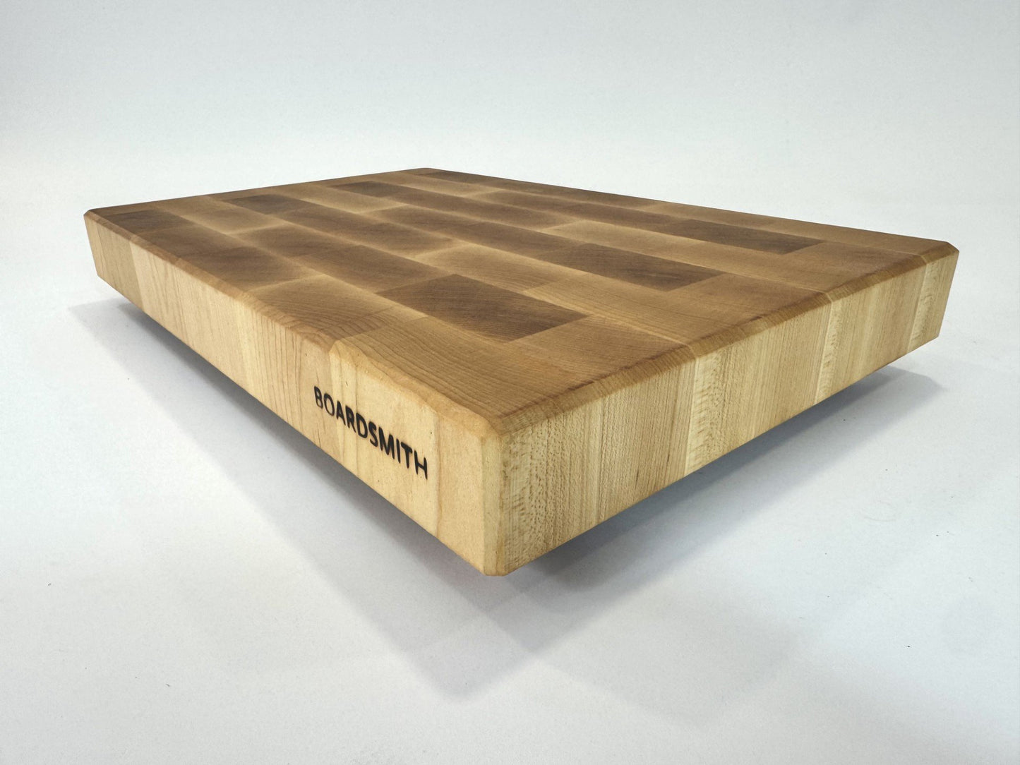 547 Maple 18 x 12 x 2 with Bottom Groove and Feet