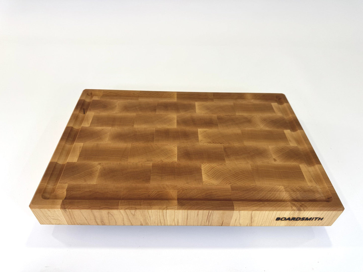 549 Maple 18 x 12 x 2 with Juice Groove & Feet
