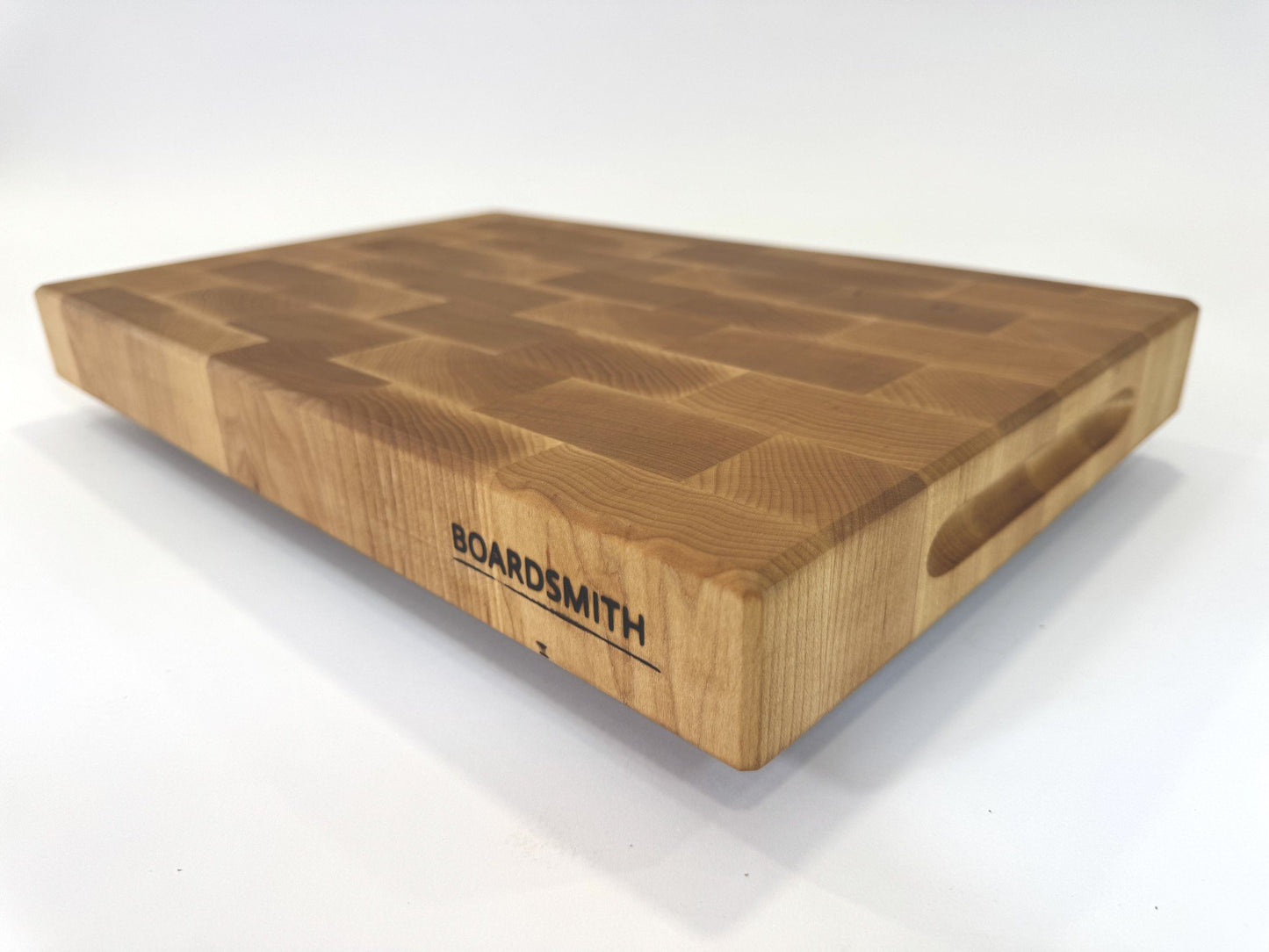 550 Maple 18 x 12 x 2 with Finger Grooves & Feet