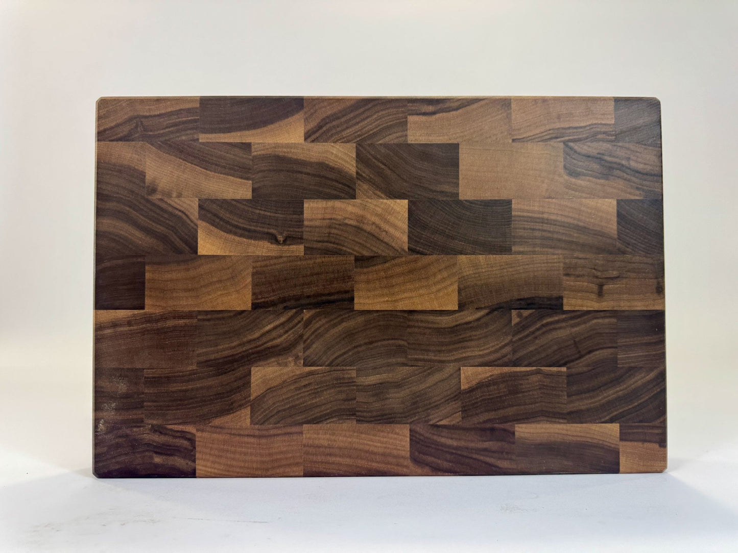 554 Walnut 18 x 12 x 2