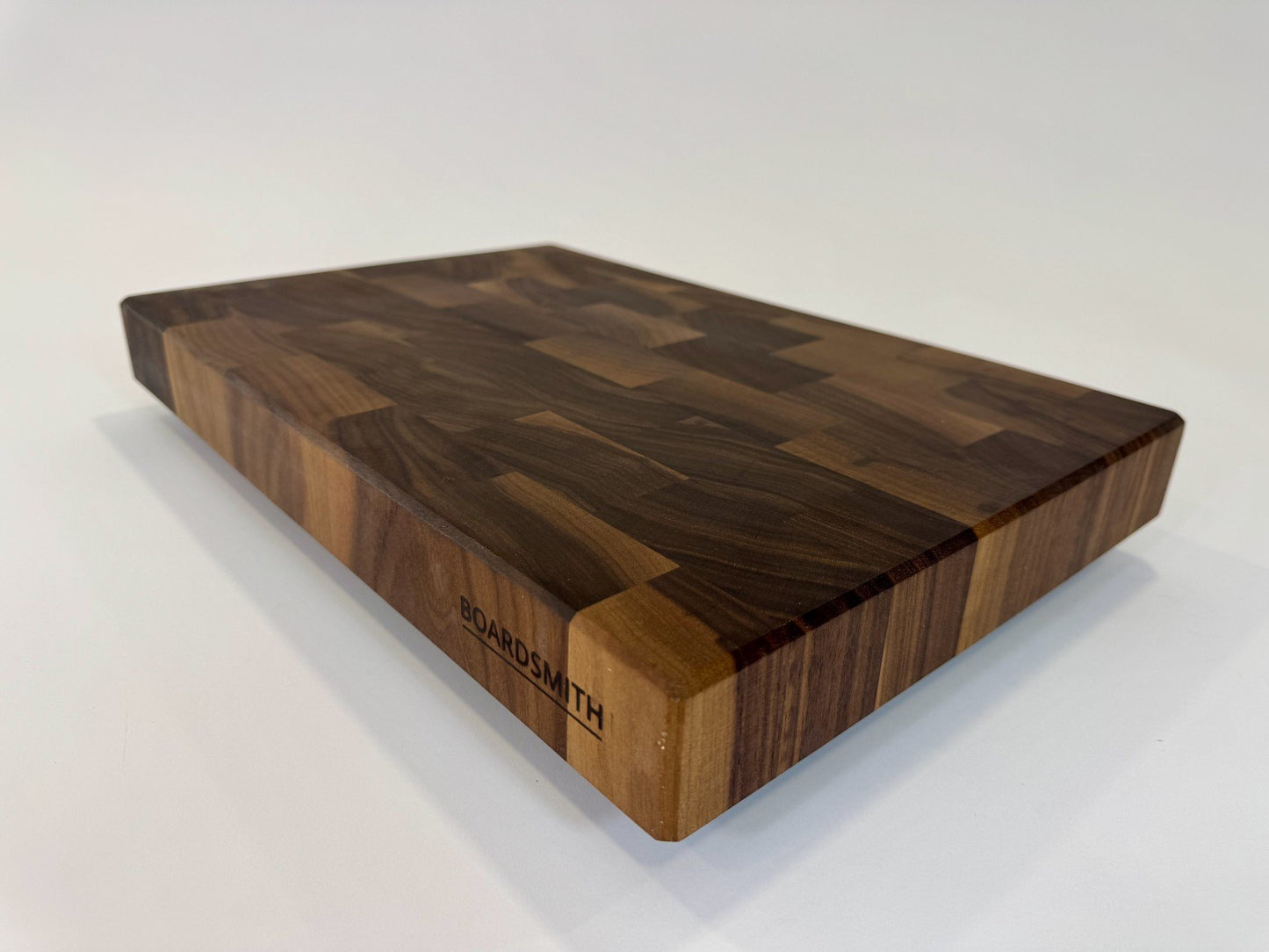 554 Walnut 18 x 12 x 2